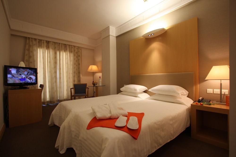 Central Hotel Hotel